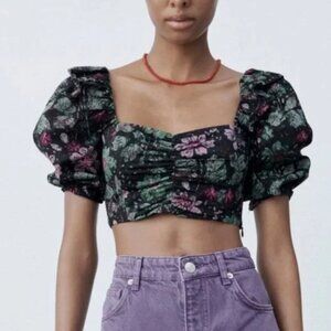 ZARA Ruched Puff-Sleeve Crop Top – Black Floral Pattern – Size Small